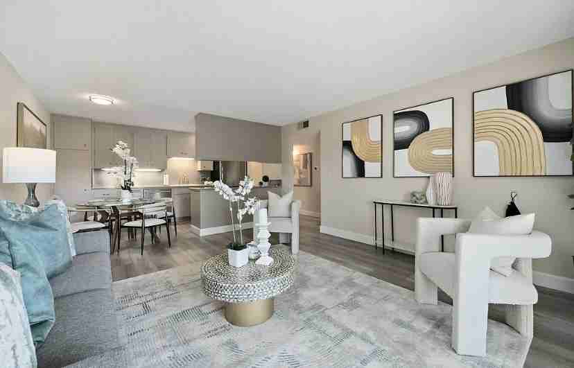 1458 Hudson St #211 - Photo 3 of 14