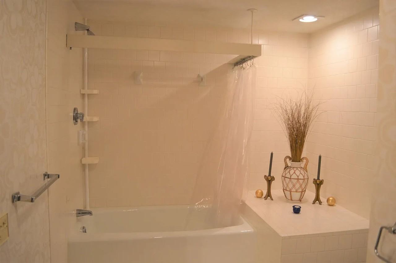 83 Arbor Dr - Photo 4 of 19