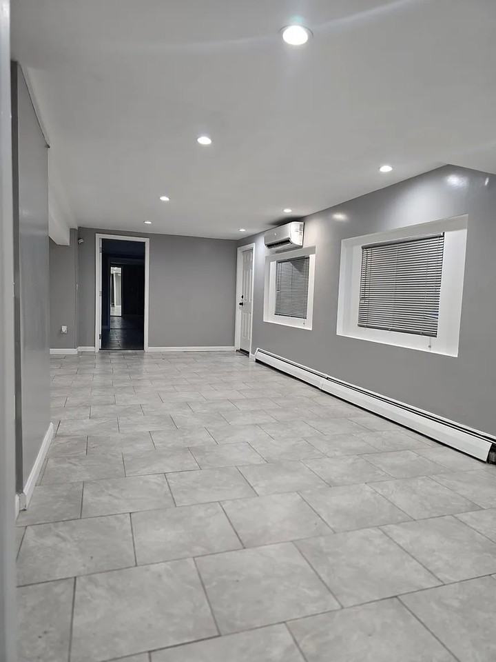 44 Crocus St - Photo 5 of 14