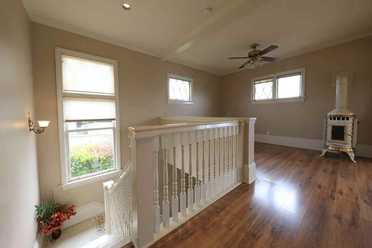 14 Cedar St - Photo 3 of 13