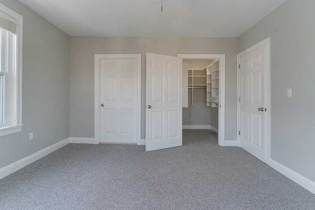 266 N Main St - Photo 5 of 13