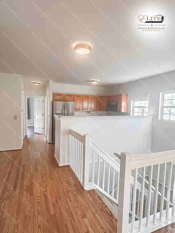 1183 Freesia Ct - Photo 2 of 22