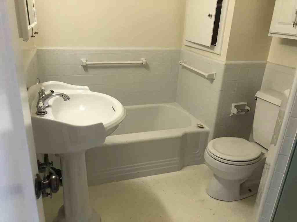 1401 34Th Ave - Photo 6 of 9