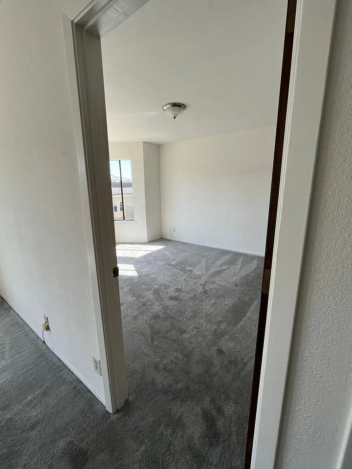 1020 Anza St - Photo 3 of 7