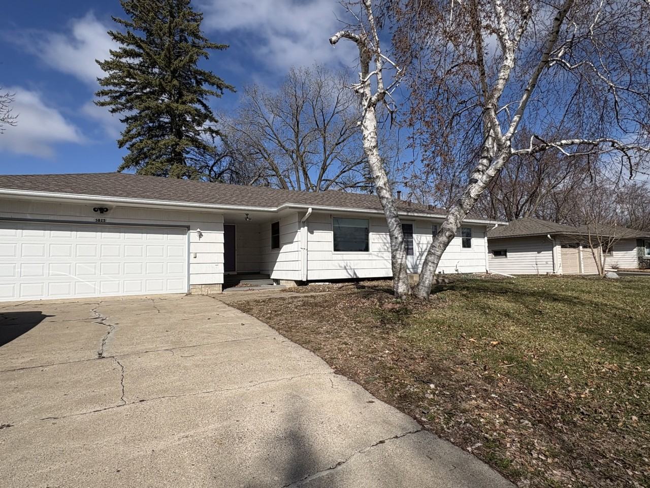 5825 Decatur Ave N - Photo 4 of 25