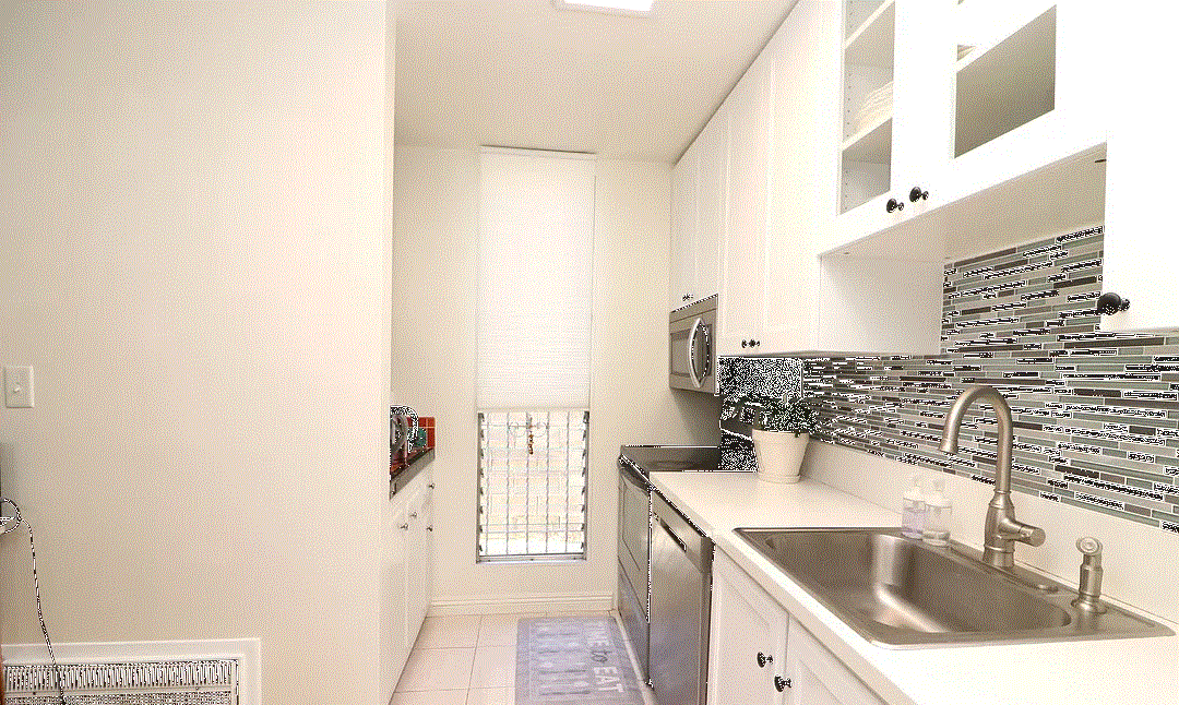 4255 W 5th St - Photo 3 of 6