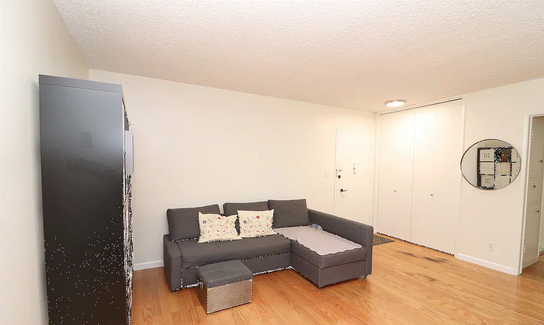 4255 W 5th St - Photo 6 of 6