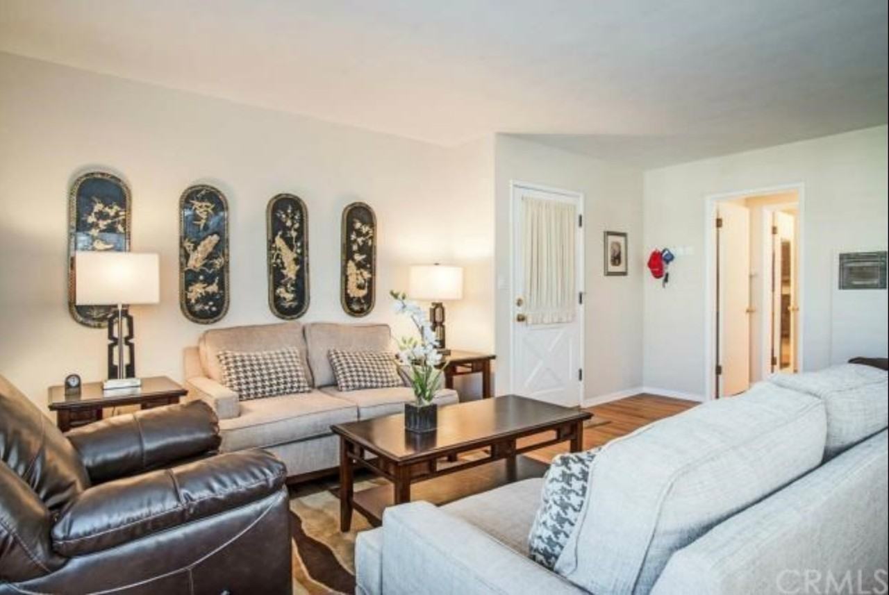 1022 E 1st St #7 - Photo 7 of 19