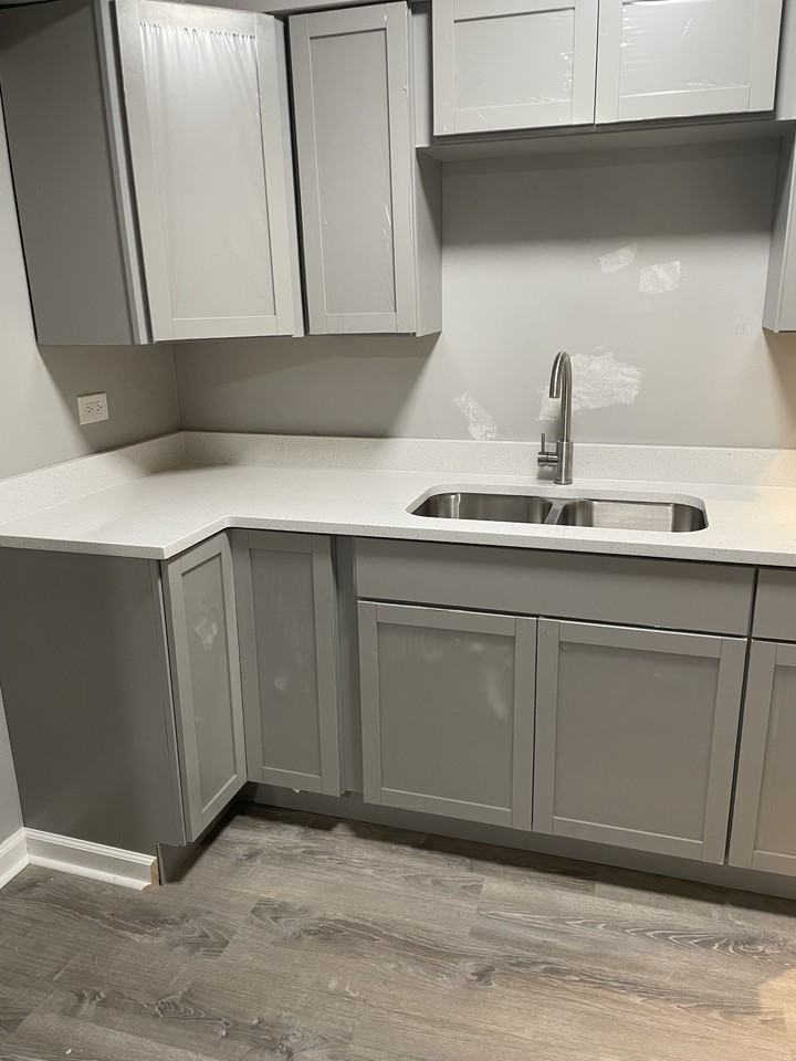 3908 Powell Ave #5 - Photo 4 of 5