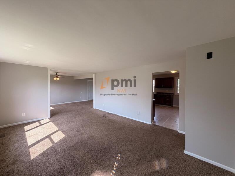 365 Raven Ct - Photo 3 of 22