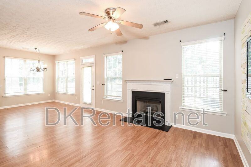 4049 Hill Station Ct - Photo 3 of 15