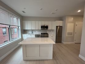 195 Green St #303D - Photo 1 of 1