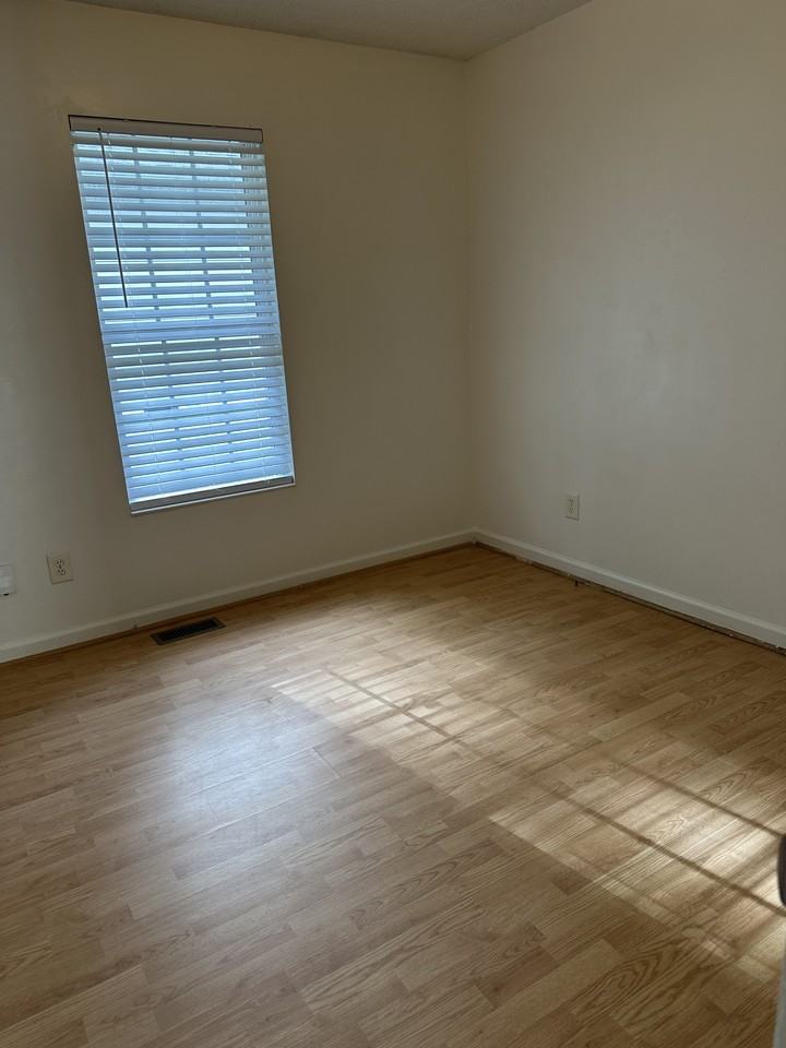 3939 Mcintosh St #NA - Photo 7 of 9