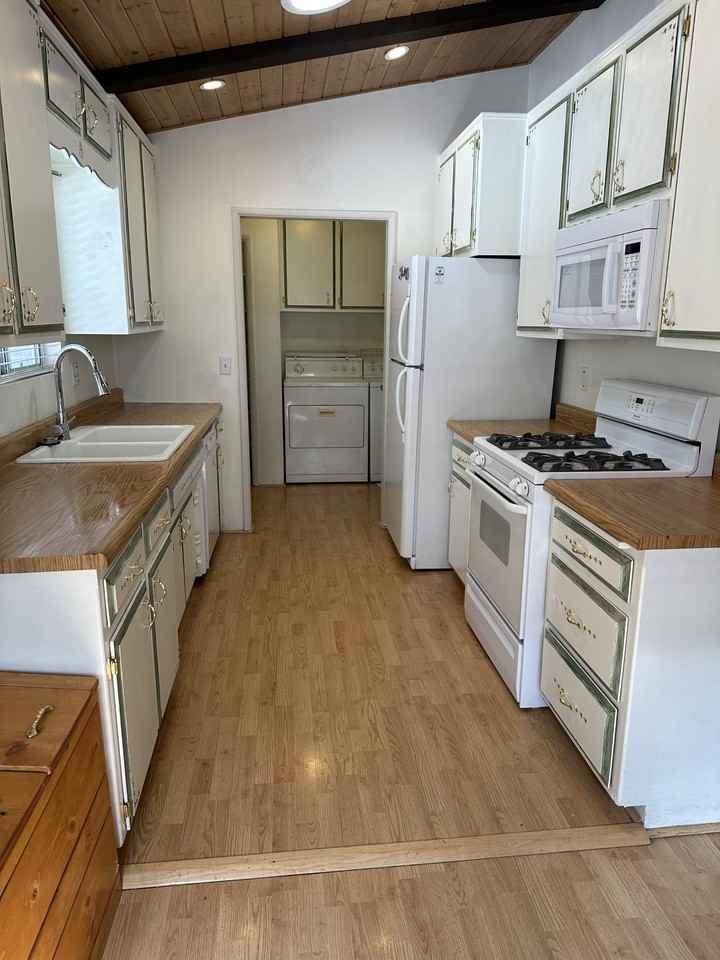 272 Santa Clara Blvd #NA - Photo 6 of 15