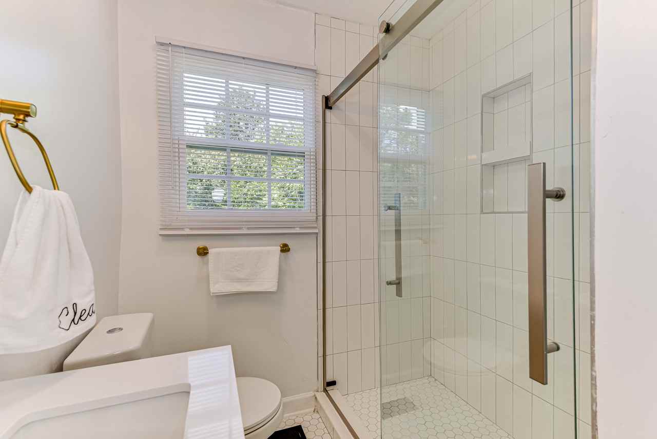 2701 Oakland Ave #NA - Photo 7 of 10