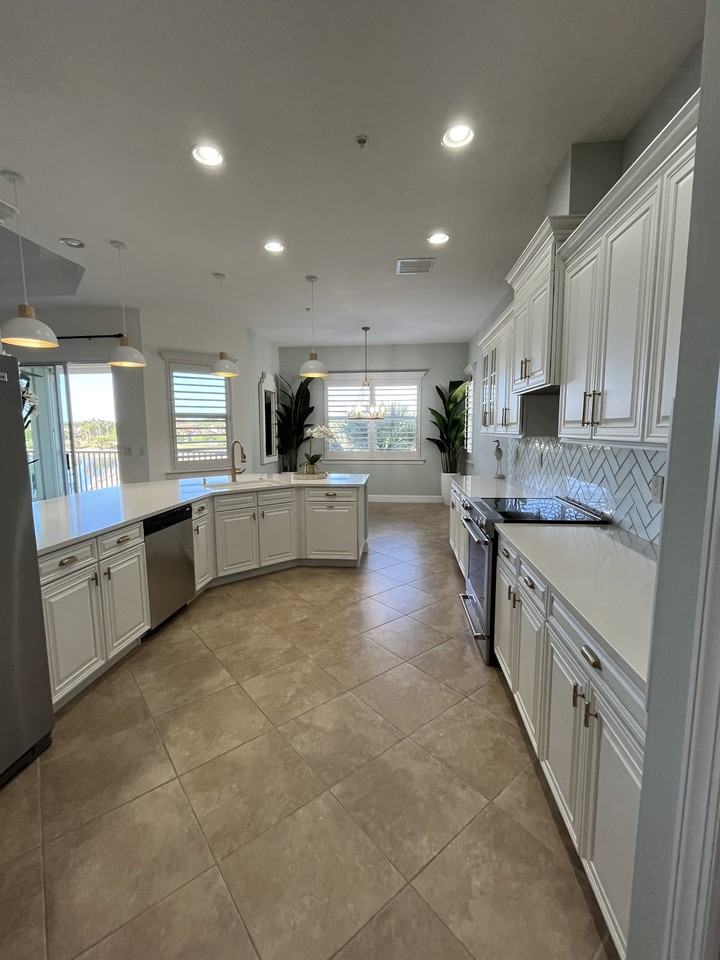 7877 Clemson St #202 - Photo 3 of 28