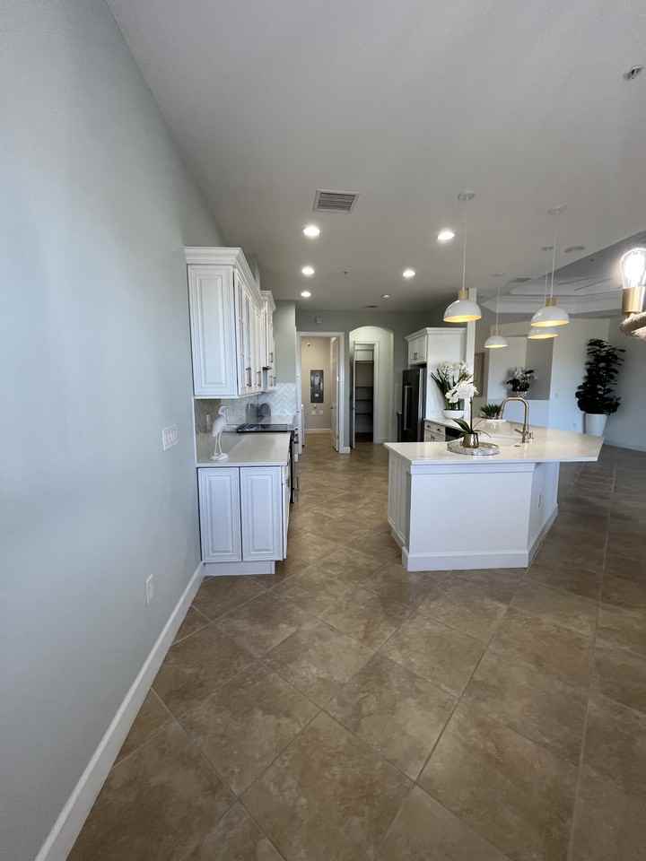 7877 Clemson St #202 - Photo 4 of 28