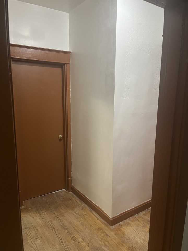 3855 Minnesota Ave #B - Photo 3 of 9