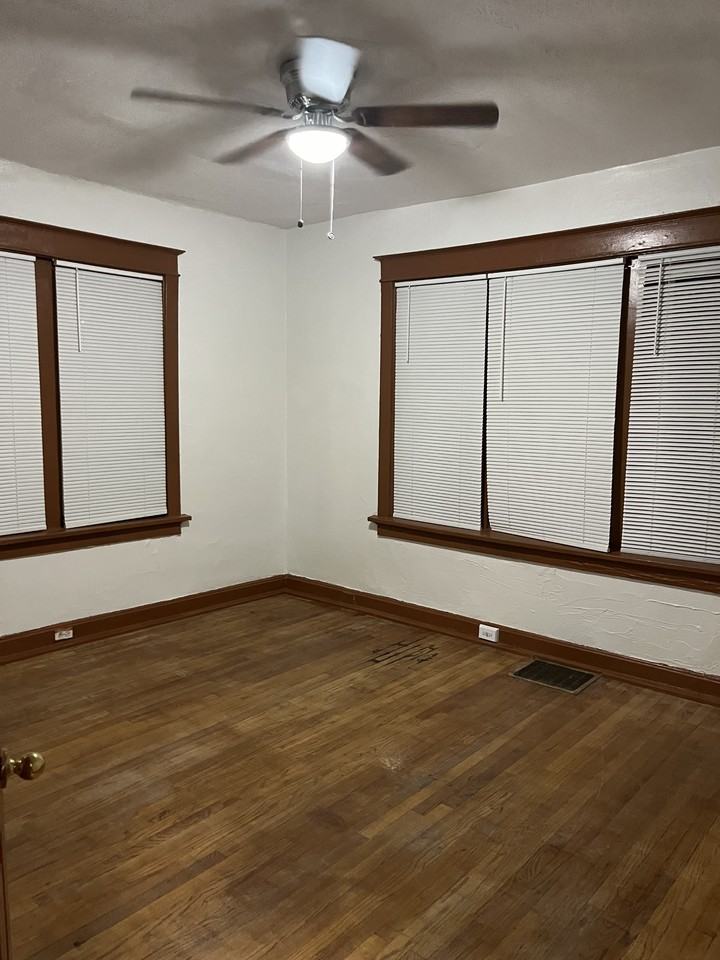 3855 Minnesota Ave #B - Photo 4 of 9