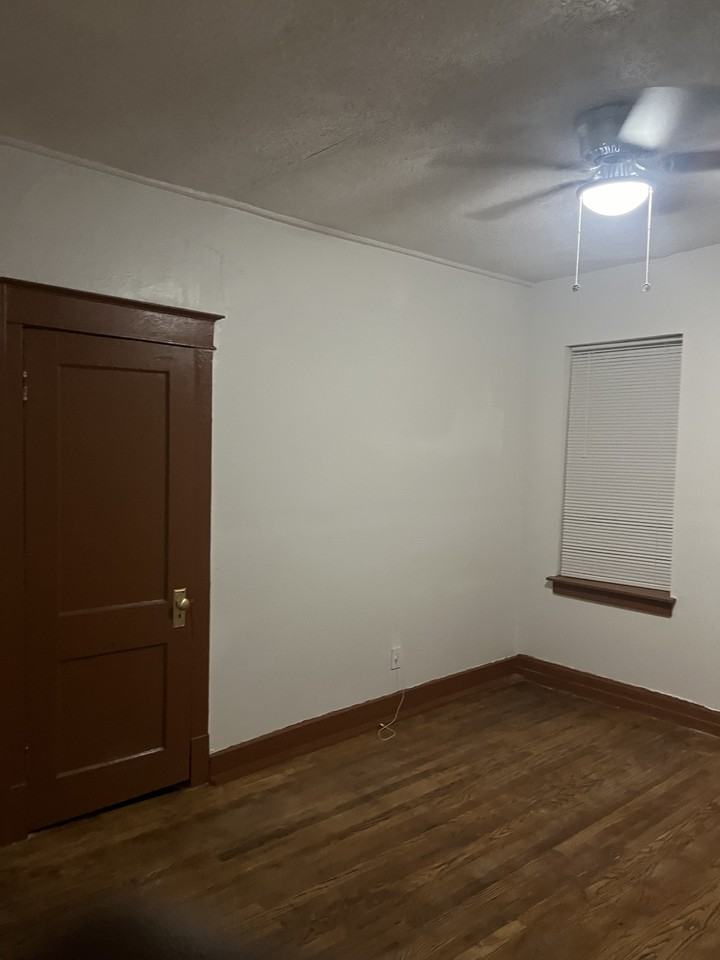 3855 Minnesota Ave #B - Photo 6 of 9