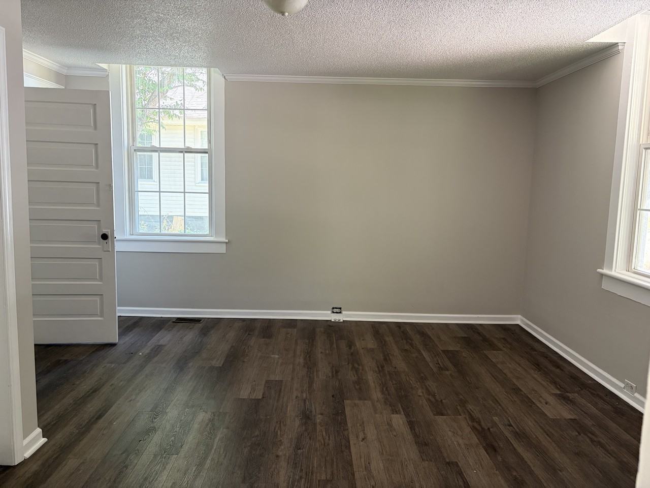 232 Florence St #NA - Photo 5 of 9