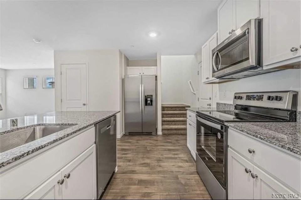 1157 Meadow Sparrow Pl #443 - Photo 7 of 20