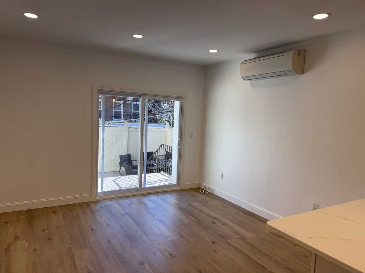 241 Senator St #1R - Photo 3 of 15