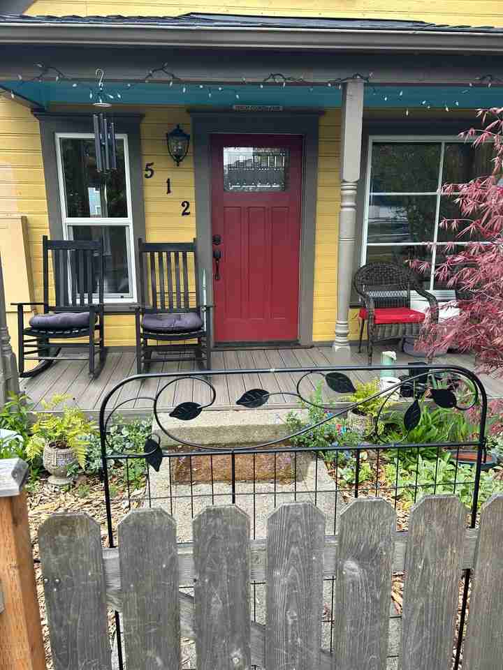 512 Avenue C #NA - Photo 2 of 20