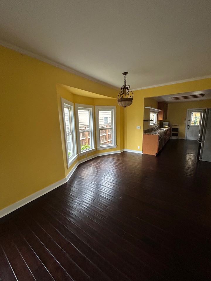 512 Avenue C #NA - Photo 5 of 20