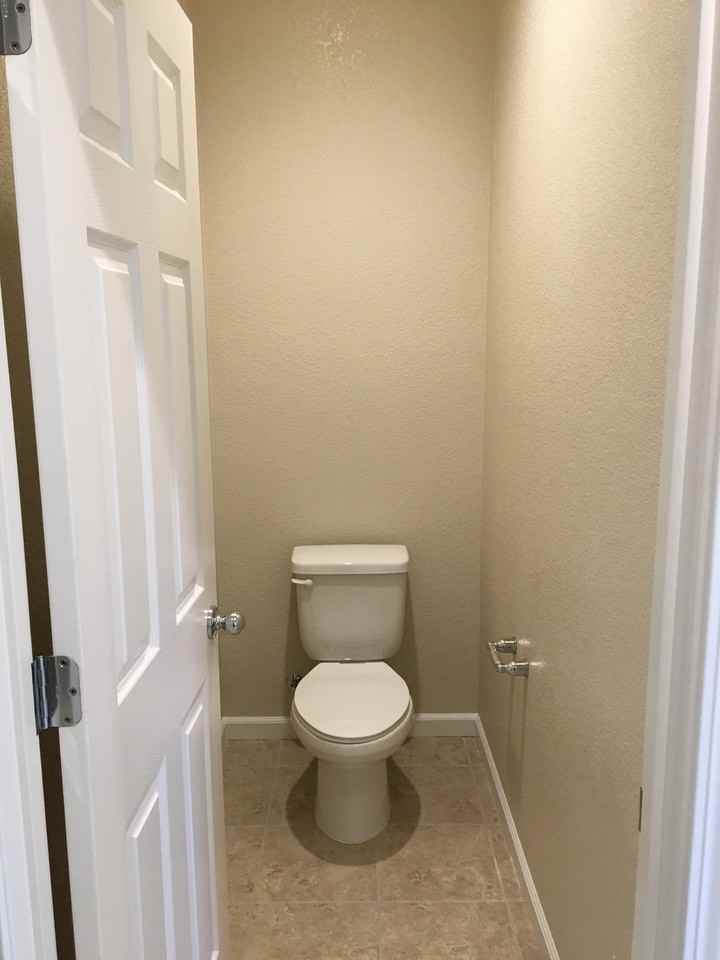 518 Samuel Way #NA - Photo 7 of 15