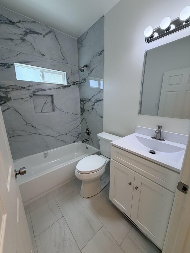 394 N Livermore Ave #NA - Photo 7 of 17