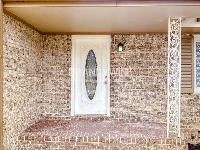 6232 Lance Ln - Photo 2 of 33