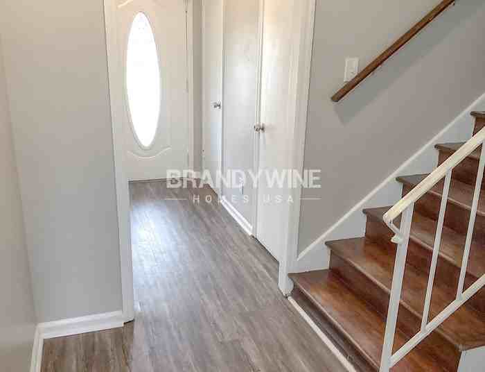 6232 Lance Ln - Photo 3 of 33