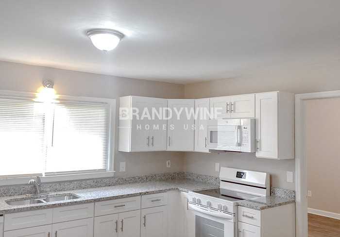 6232 Lance Ln - Photo 7 of 33