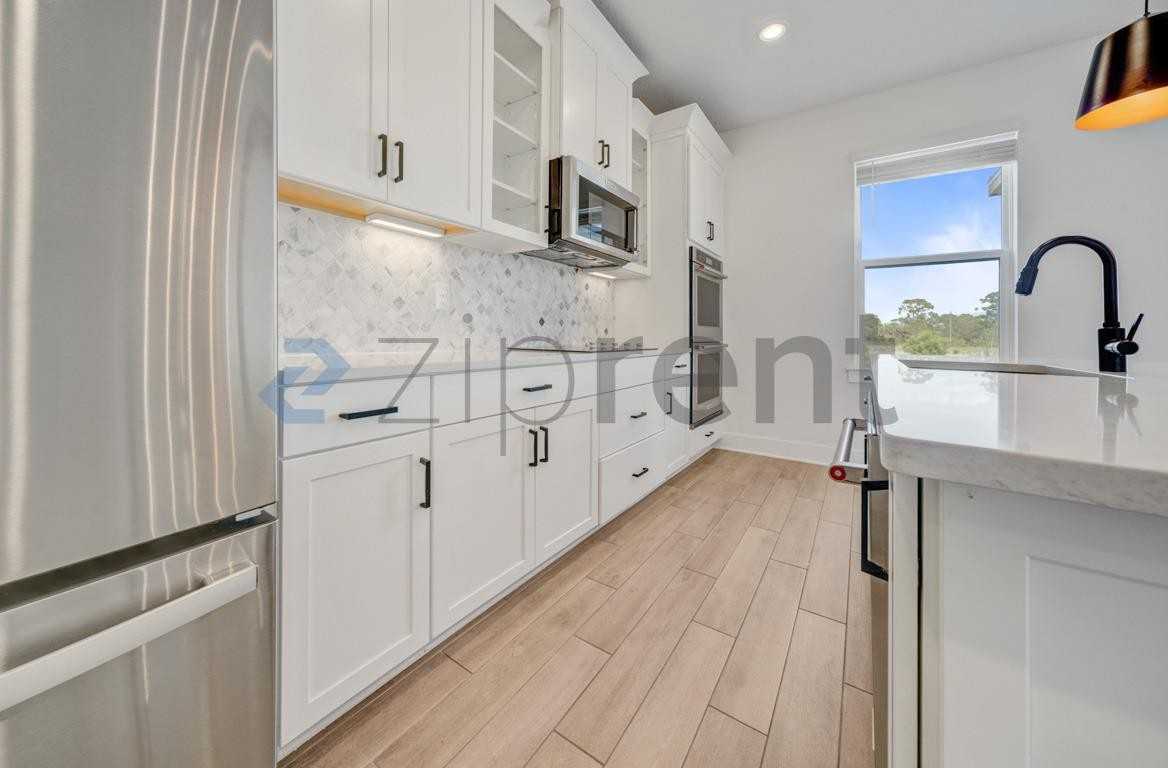 534 Sun Chaser Dr - Photo 2 of 30