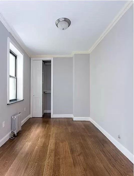 326 E 100th St #1B - Photo 4 of 8