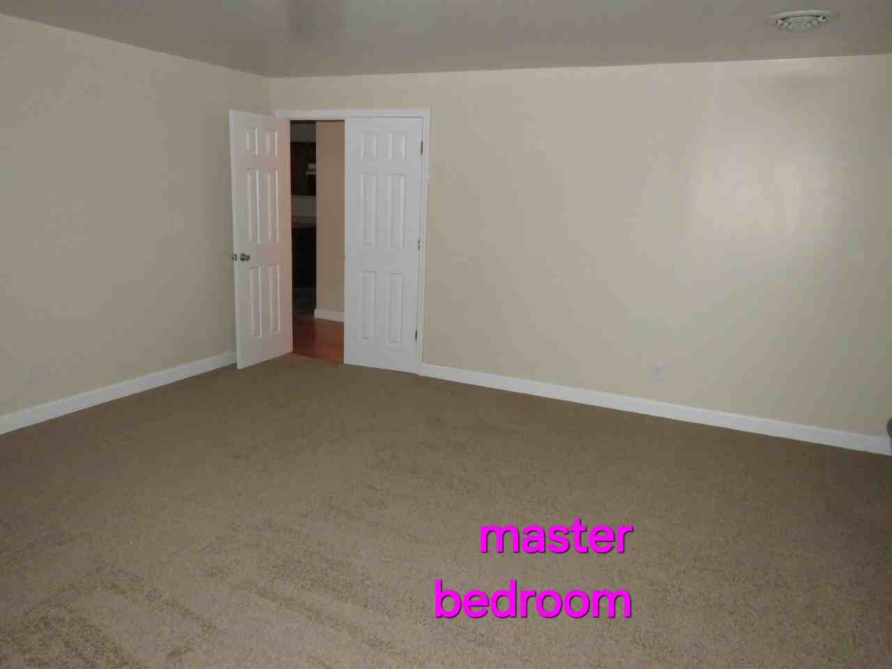 The St. Nicholas Apartments - Photo 3 of 7