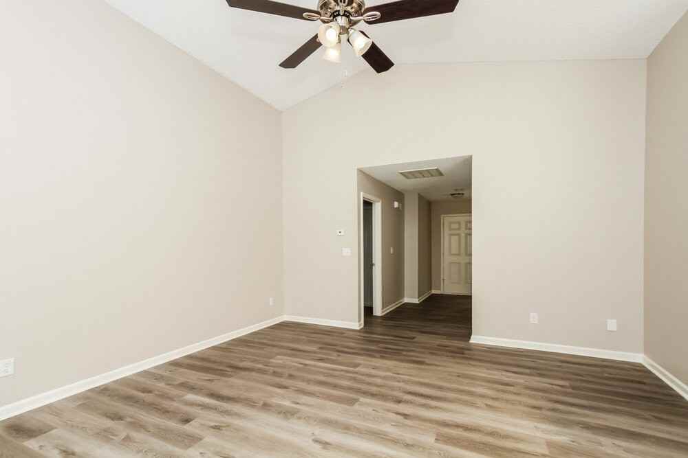 128 Bosburg Dr - Photo 5 of 16