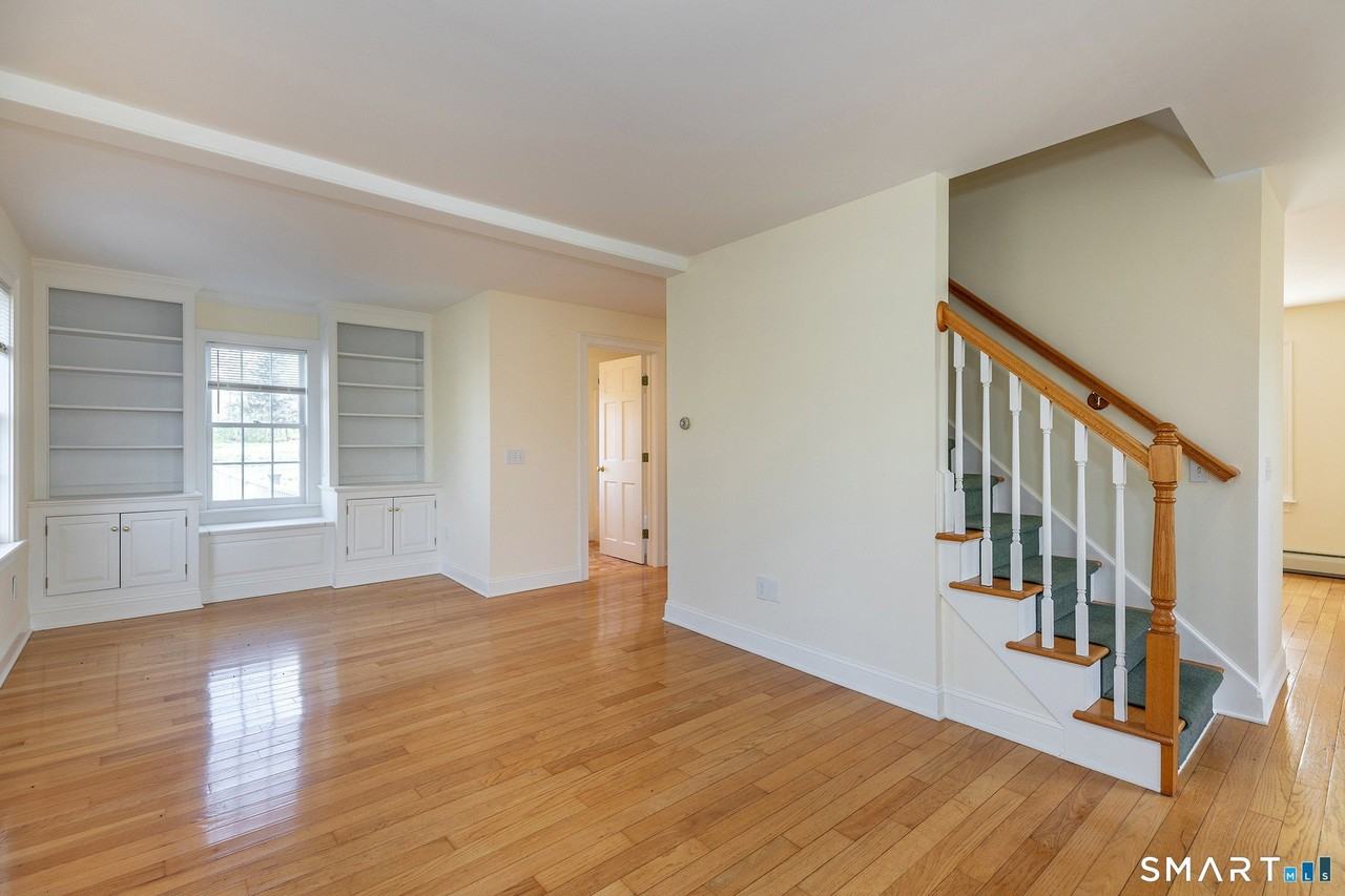 62 Brush Hill Rd - Photo 7 of 37
