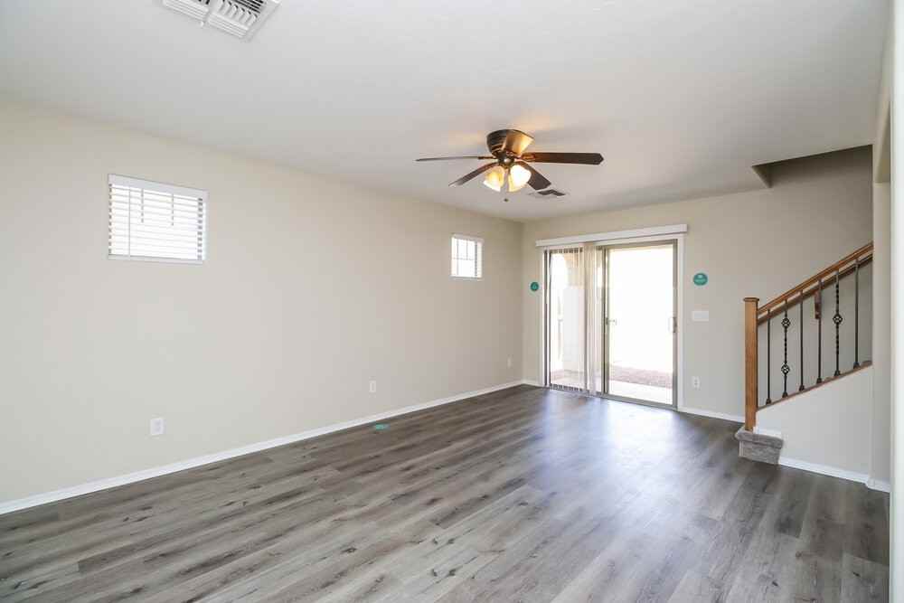 2451 E Vermont Dr - Photo 6 of 17