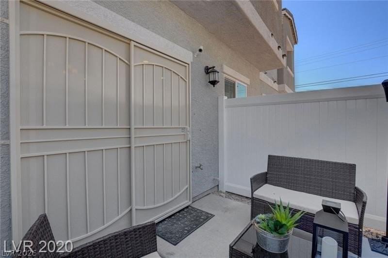 2860 Sunflower Days Ave #1139 - Photo 3 of 9