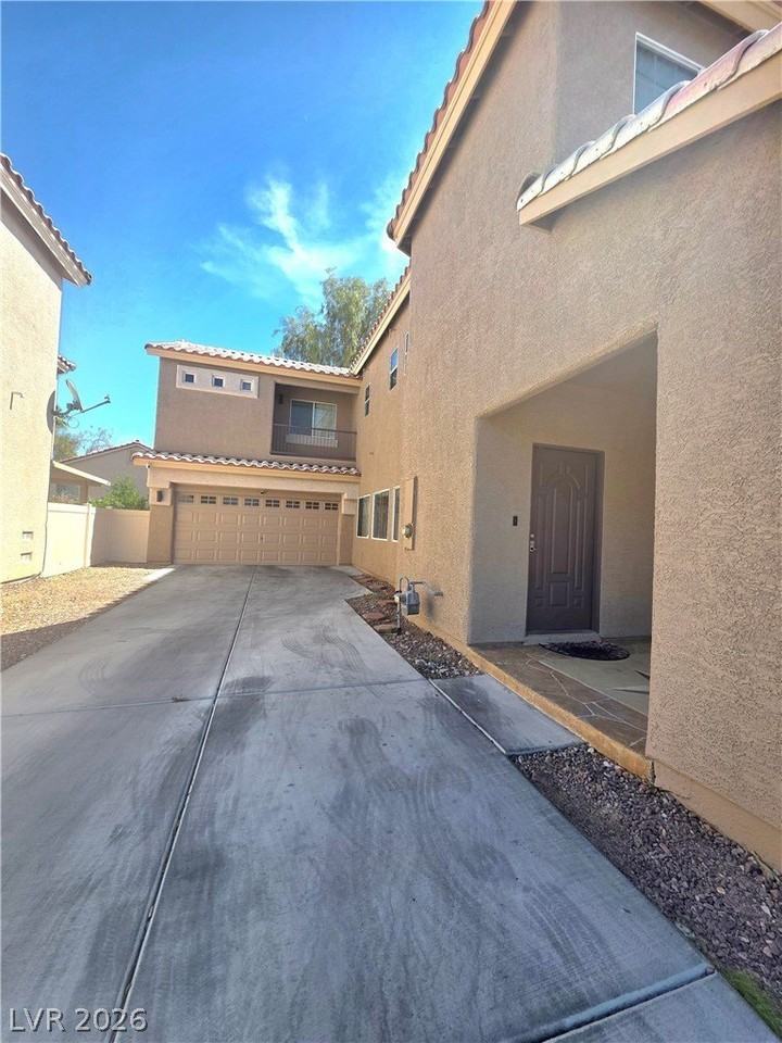 7180 N Campbell Rd - Photo 2 of 20