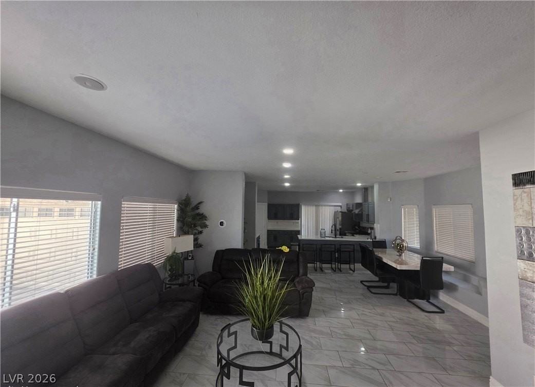 7180 N Campbell Rd - Photo 5 of 20