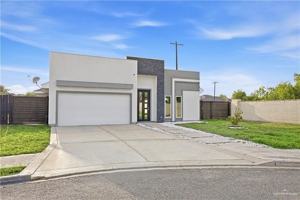 featured image of 4000 S Las Nubes