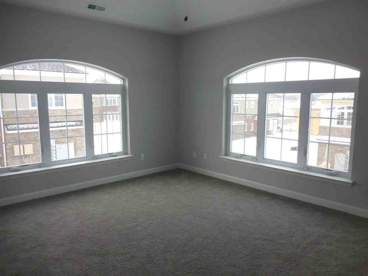 5657 Arbor Chase Dr - Photo 3 of 17