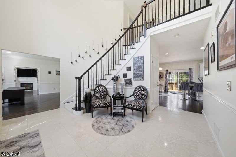 11 Rosewood Ln - Photo 5 of 50