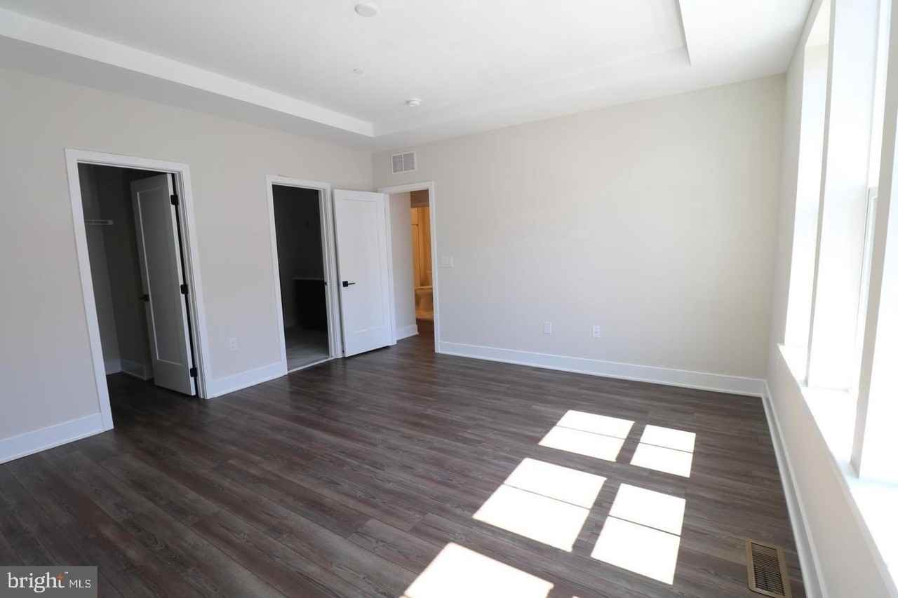5105 Donatello Dr - Photo 7 of 12