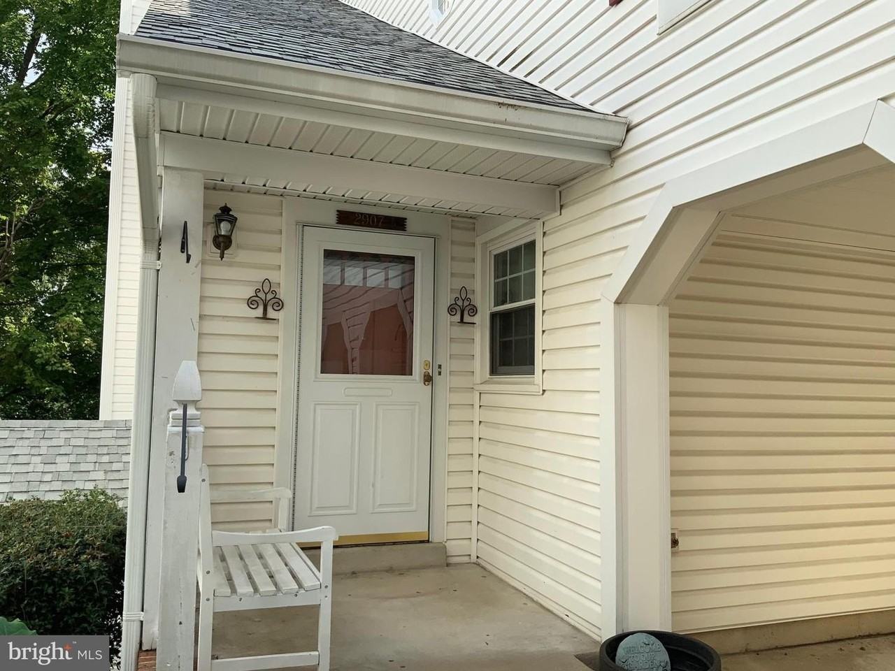 2907 S Woodstock St Apt A - Photo 2 of 37