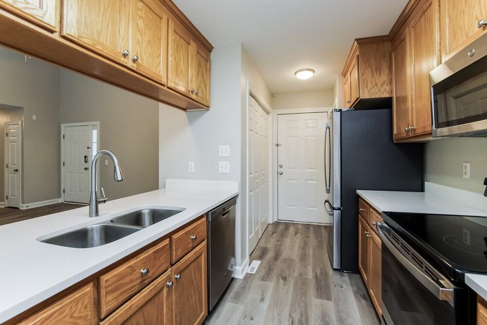 1005 Bren Village Ct - Photo 7 of 16