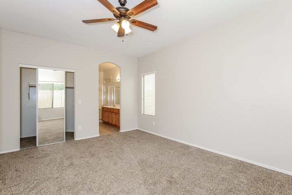 17722 W Marshall Ln - Photo 6 of 15